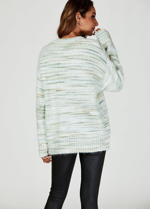 Entspannter, mehrfarbiger Strickpullover mit V-Ausschnitt in Grün und Creme Shopverse