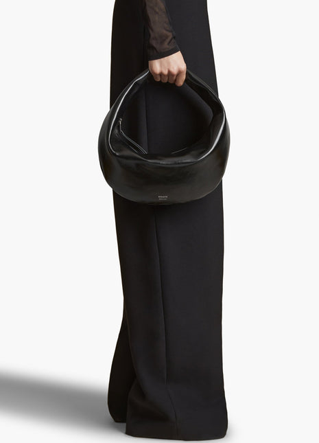 Tasche Olivia Medium in Crackle Patent Black Shopverse