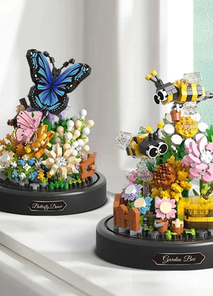 Cute Butterfly/Bee With Flowers And Clear Display Set Mini Building Blocks Stone's Store