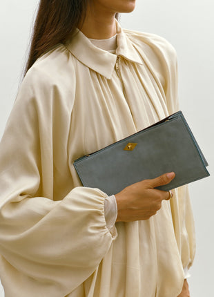 Clutch Ease in Gotland Shopverse