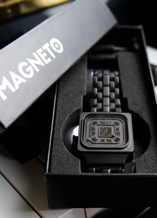 Square Resin Black Shopverse