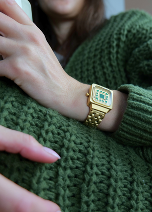 Square Resin Gold Shopverse