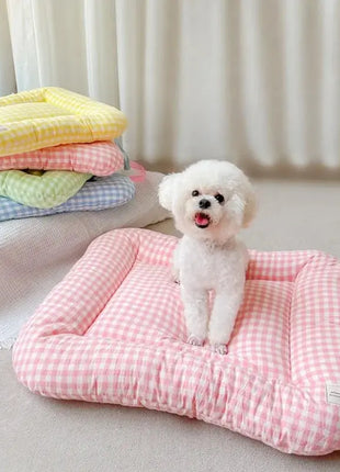 Cute Plaid Dog Cat Cushion  Chic Pet Mat Soft Reversible Washable Pad for Bed, Sofa Non-Slip Comfort Mat for Puppy Kitten Small Dropshipman
