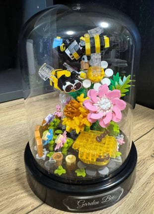 Cute Butterfly/Bee With Flowers And Clear Display Set Mini Building Blocks Stone's Store