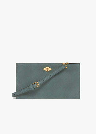 Clutch Ease in Gotland Shopverse